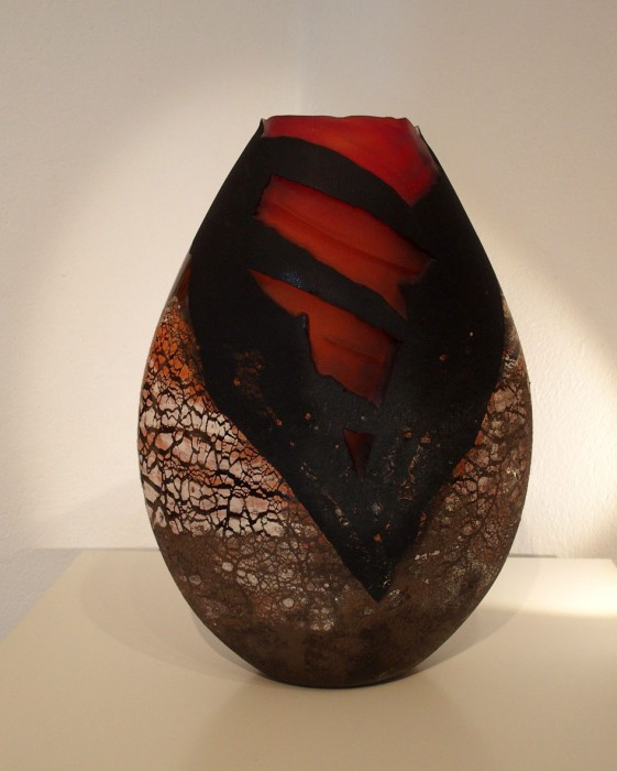 Grand vase rouge élancé, Pascal  Lemoine